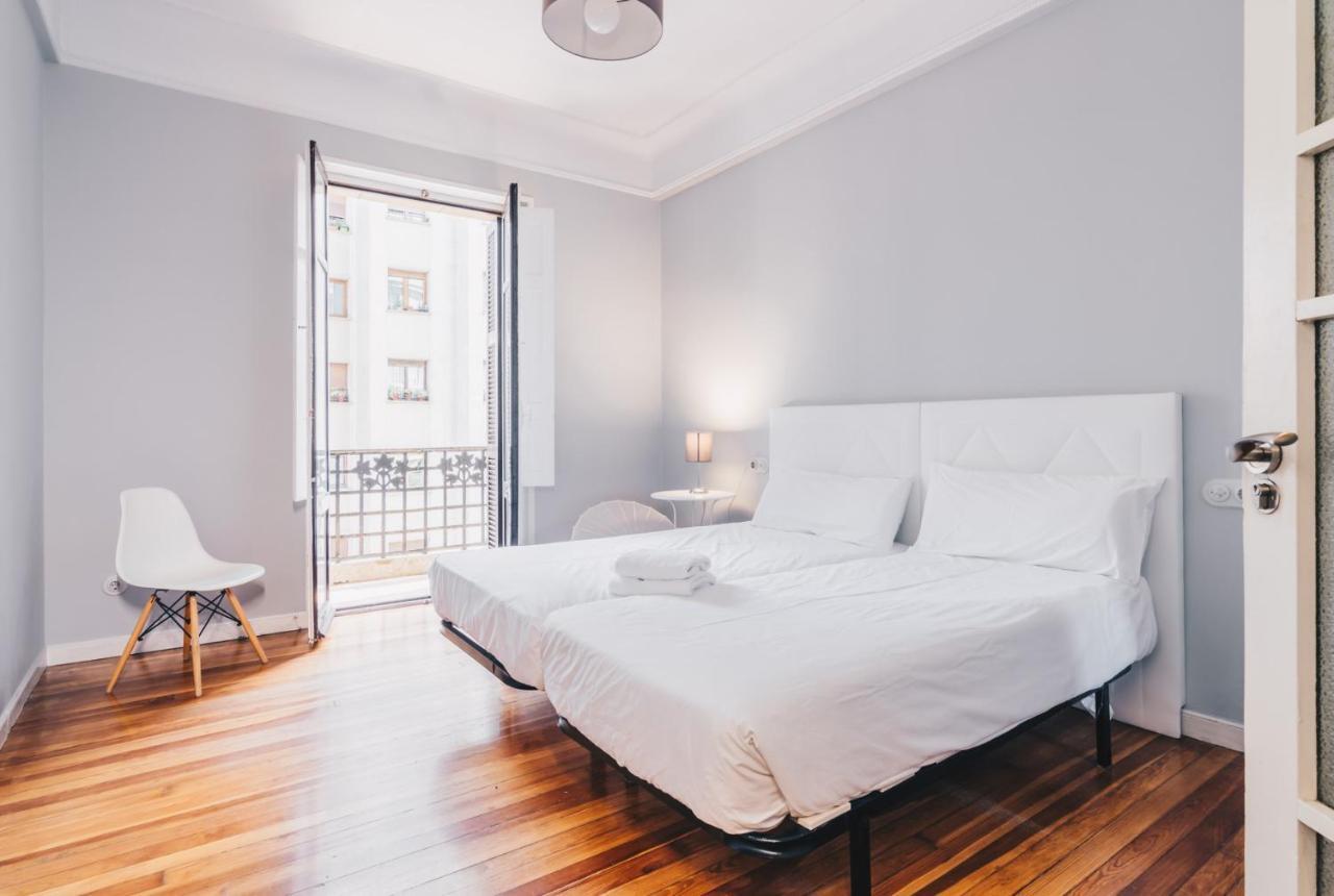 Apartamento Royal San Sebastian Luaran gambar